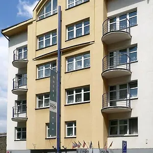Inos 3*, Прага Чехия